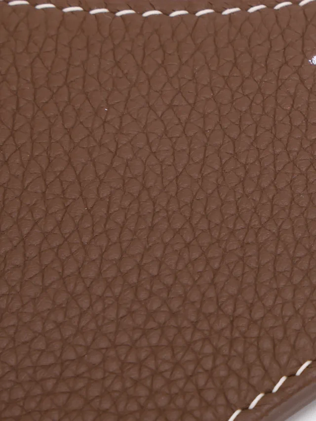 Taupe leather detail